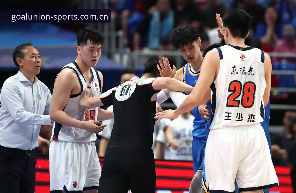 CBA京沪大战G4前瞻：破解上海男篮隐患的实用指南